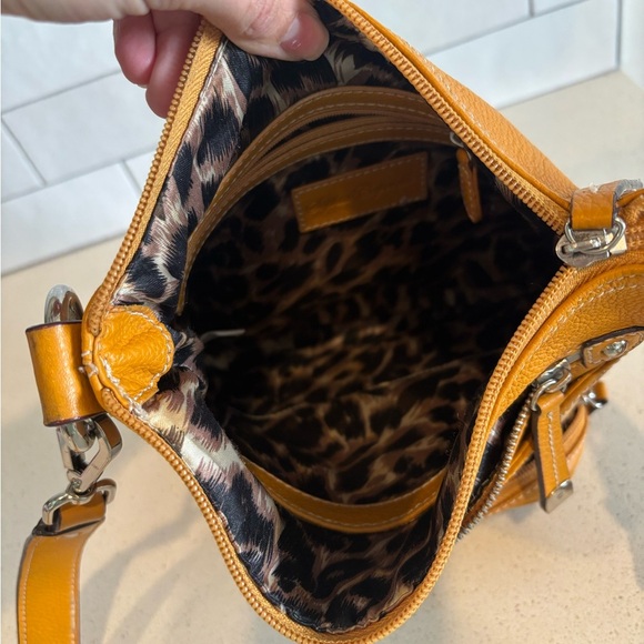 Sophia Caperelli Genuine Leather Satchel Crossbody Bag Purse Camel EUC - Picture 8 of 10